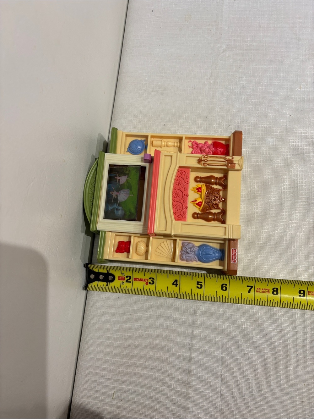 2006 Fisher Price Loving Family Fire Place & TV - Picture 6 of 8